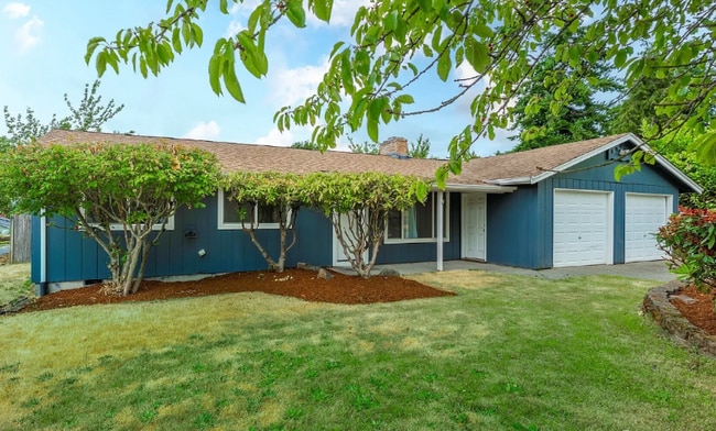 2530 SW 325th Pl in Federal Way, WA - Building Photo - Building Photo
