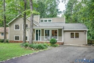 13324 Thornridge Ln in Midlothian, VA - Building Photo