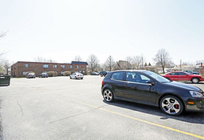315 Kimbell Ave in Elmhurst, IL - Building Photo - Building Photo