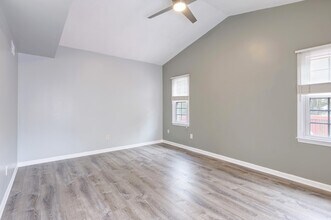 8010 Old Parsonage Ct in Alexandria, VA - Building Photo - Building Photo