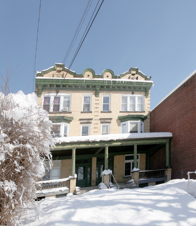 373-375 Mckee Pl in Pittsburgh, PA - Foto de edificio - Building Photo