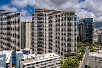 Waipuna in Honolulu, HI - Building Photo - Building Photo