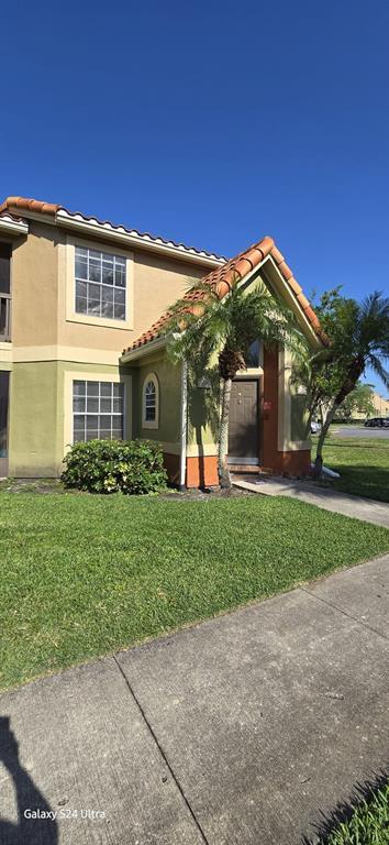 property at 421 Fountainhead Cir