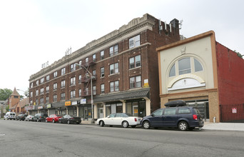 The Clinton Estates in Newark, NJ - Foto de edificio - Building Photo