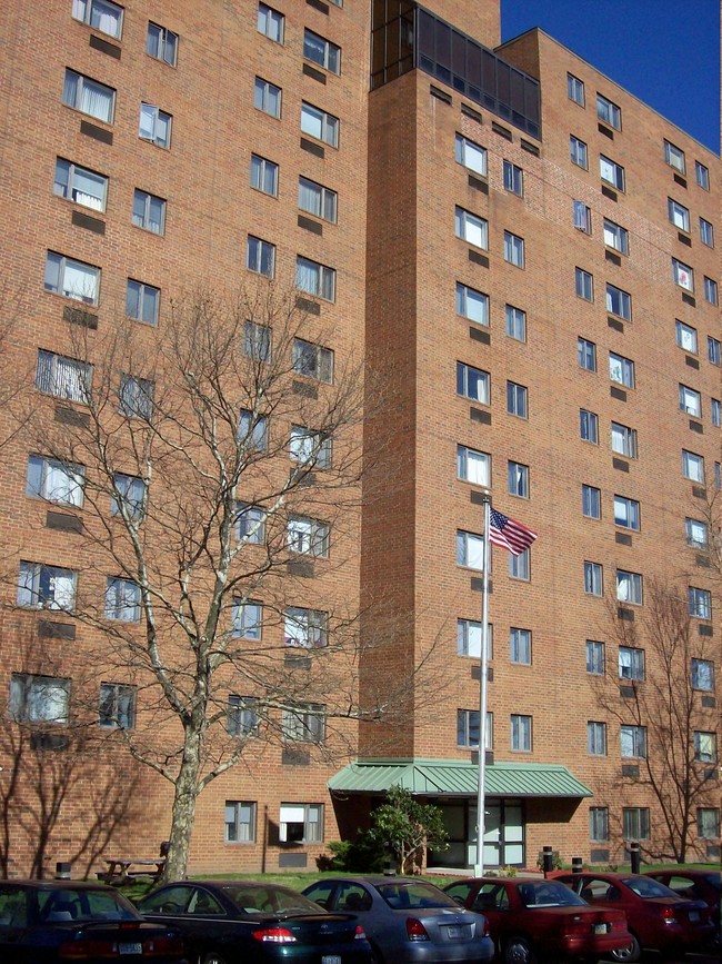 Garden Village Apartments in West Pittston, PA - Building Photo - Building Photo