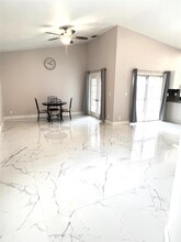 6663 Stratford Dr in Parkland, FL - Building Photo - Building Photo