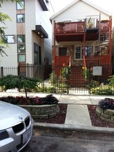 2115 W Huron St, Unit G in Chicago, IL - Building Photo - Building Photo