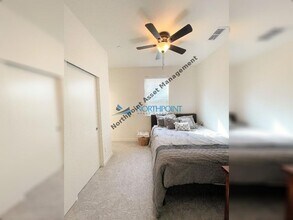 192 Log Pond Ln in Sacramento, CA - Building Photo - Building Photo