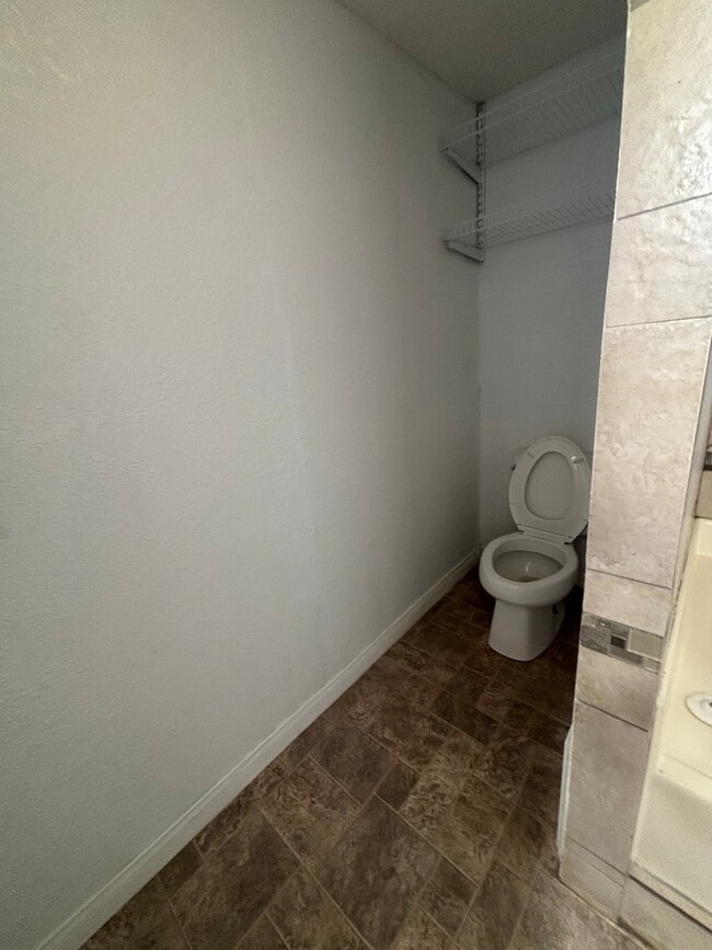 property at 3212 E Carey Ave