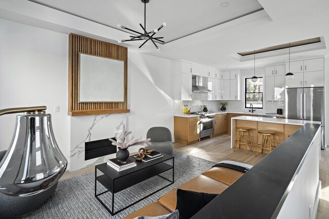 92 Chapel St in Newton, MA - Building Photo - Building Photo