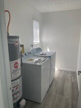 318 Champlin Ave in Henderson, NV - Building Photo - Building Photo