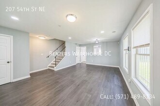 207 54th St NE in Washington, DC - Building Photo - Building Photo