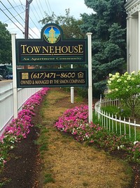 Towne House Apartments in Quincy, MA - Foto de edificio - Building Photo