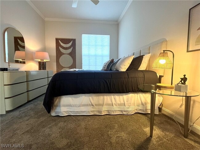 5477 Freeport Ln in Naples, FL - Building Photo - Building Photo