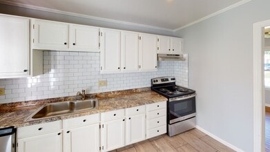 3815 W 42nd St in Tulsa, OK - Building Photo - Building Photo