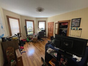 9 Carmel St, Unit 2 in Boston, MA - Building Photo - Building Photo