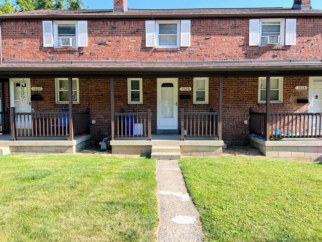 property at 1620 Belhurst Ave