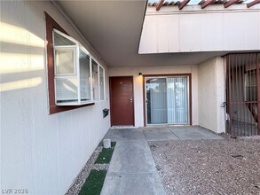 409 N Lamb Blvd in Las Vegas, NV - Building Photo - Building Photo