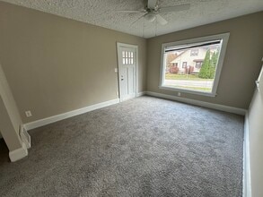 2886 Norwood St in Cuyahoga Falls, OH - Building Photo - Building Photo