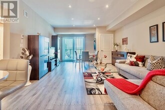 54 Koda St in Barrie, ON - Building Photo - Building Photo