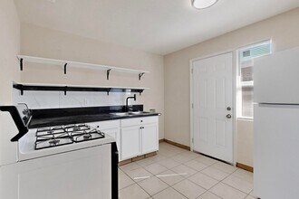 540 Cardenas Dr SE in Albuquerque, NM - Building Photo - Building Photo