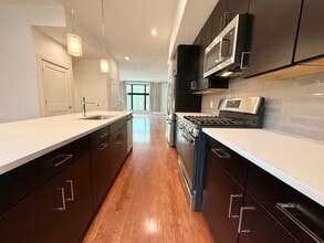 4589 Riverside Way in Philadelphia, PA - Building Photo - Building Photo