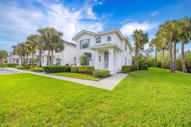 8365 Whisper Trace Way in Naples, FL - Building Photo - Building Photo