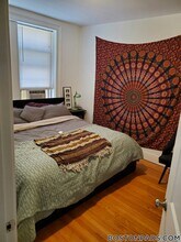 170 Maple St, Unit 111 in Malden, MA - Foto de edificio - Building Photo