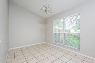 2845 Oak Shore Rd in Oviedo, FL - Building Photo - Building Photo
