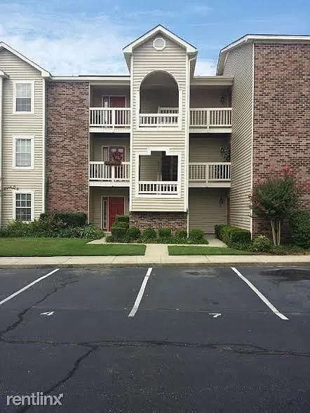 2705 Preston Woods Ln in Fayetteville, NC - Building Photo