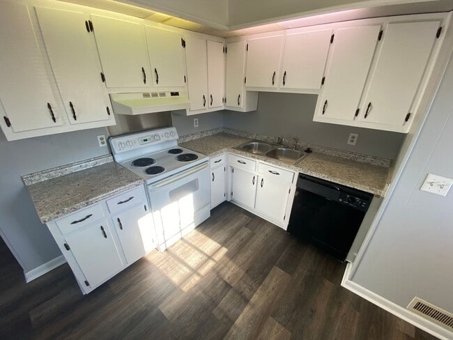 135 Quita Cir in Lebanon, TN - Building Photo - Building Photo