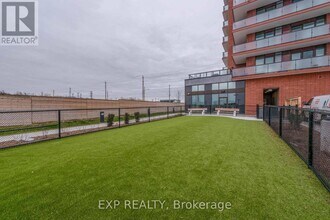 2550-2550 Simcoe St N in Oshawa, ON - Building Photo - Building Photo