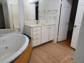 8936 Turner Dr in Apex, NC - Building Photo - Building Photo