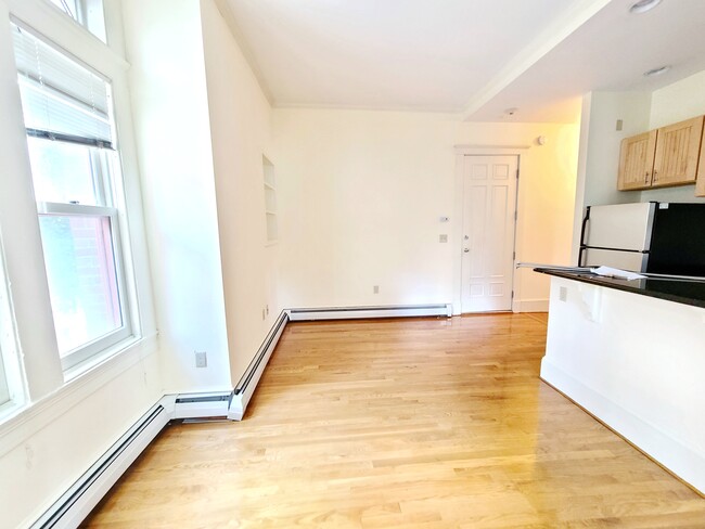 191 Commonwealth Ave, Unit 1 in Boston, MA - Building Photo - Building Photo