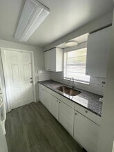 5821 12th St E in Bradenton, FL - Building Photo - Building Photo