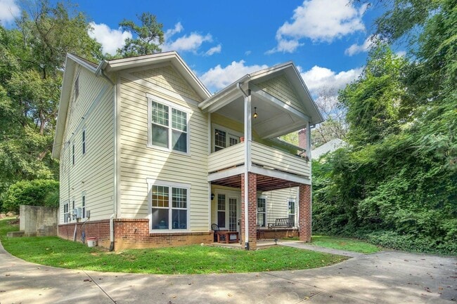 property at 511 Coolidge St