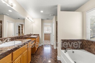1751 Ashtree Way in Tracy, CA - Building Photo - Building Photo
