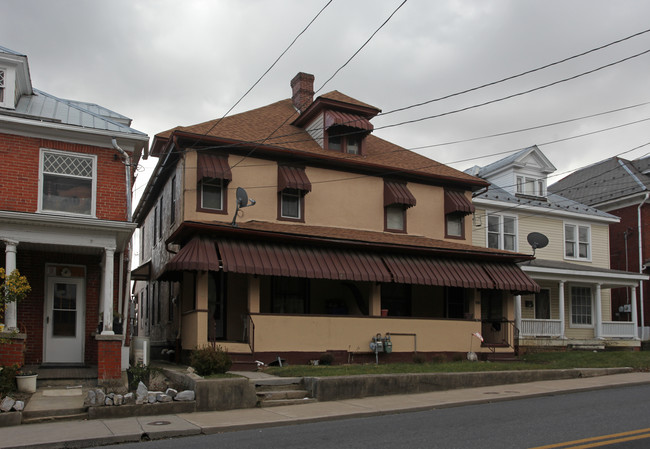 424-426 Winchester Ave in Martinsburg, WV - Building Photo - Building Photo