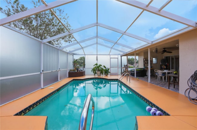 1250 Masada Ln in Spring Hill, FL - Building Photo - Building Photo