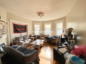 45 Cherokee St, Unit 3 in Boston, MA - Building Photo - Building Photo