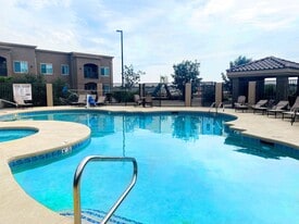 Spring River Luxury Apartment Homes in Roswell, NM - Building Photo