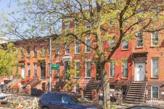 813 Herkimer St in Brooklyn, NY - Building Photo - Building Photo