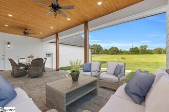 164 Triangle Pine Rd in Fountain Inn, SC - Building Photo - Building Photo