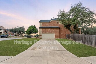 11 Sable Valley in San Antonio, TX - Building Photo - Building Photo
