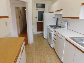 1 Newport Rd, Unit 1 in Cambridge, MA - Building Photo - Building Photo