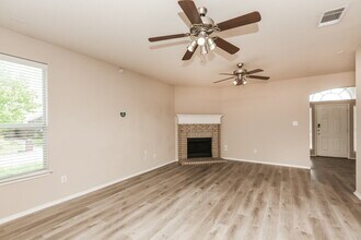 1313 Pepperfield Ct in Burleson, TX - Building Photo - Building Photo