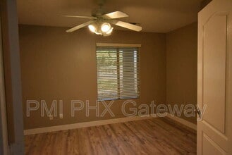 275 W Santa Gertrudis Trail in San Tan Valley, AZ - Building Photo - Building Photo