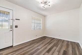 119 W Minnehaha St in Tampa, FL - Building Photo - Building Photo