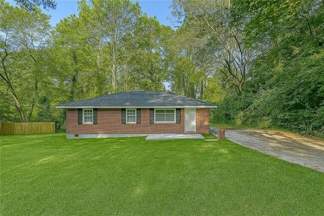 property at 3539 Tulip Dr