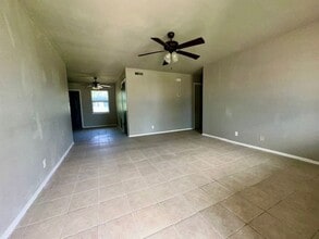 1215 Dove Hollow Ln in Tecumseh, OK - Building Photo - Building Photo